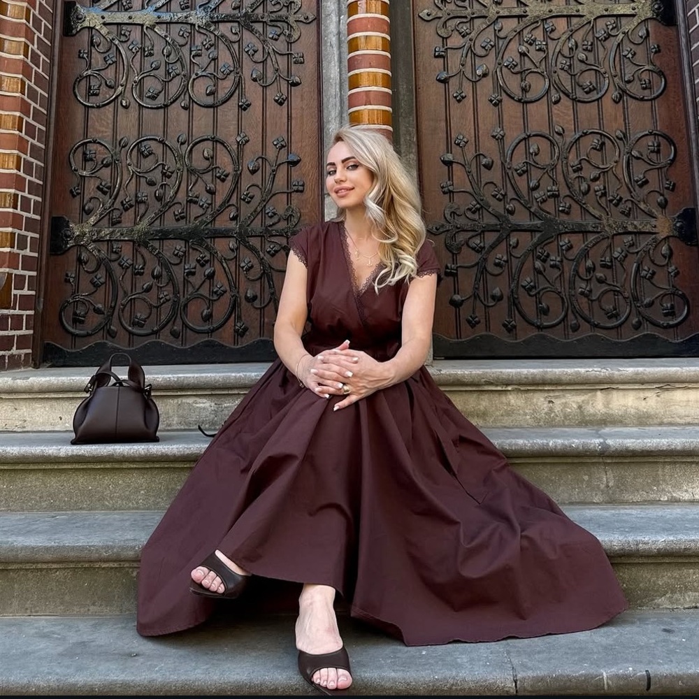Elegant V-Neck Maxi Dress in Deep Brown